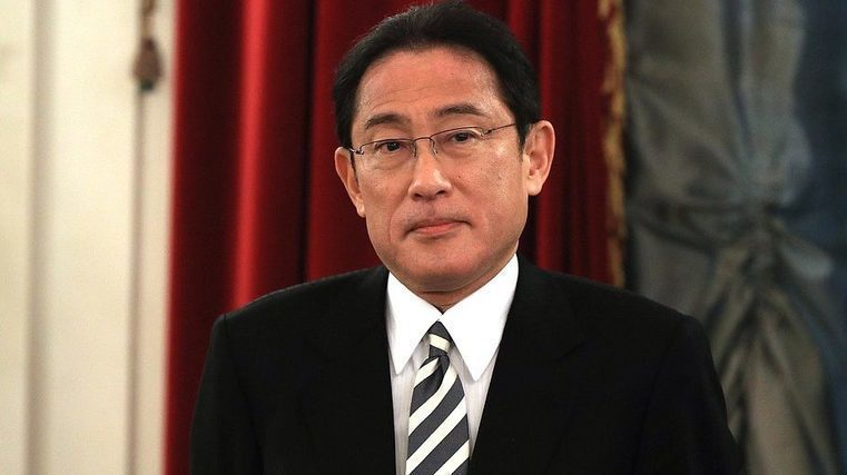 Toyota suspends factory output