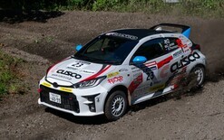Duo chase Japan victory