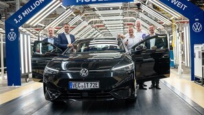 VW celebrates EV milestone