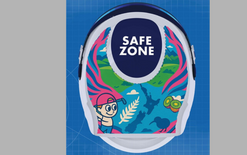 Fan designs helmet for F1 star