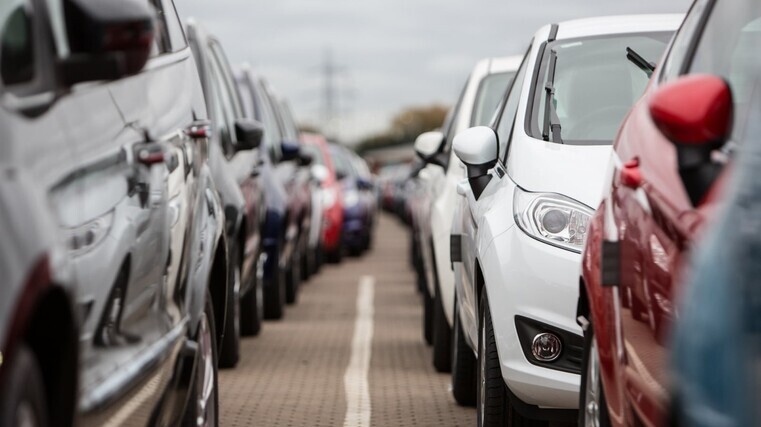 Cars with plugs in demand