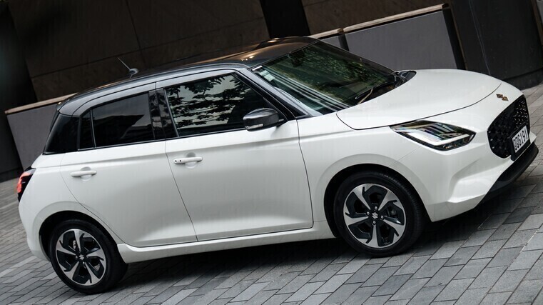 Swift hits 10 million global sales