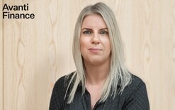 Hutchins joins Avanti