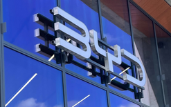 BYD claims global EV crown