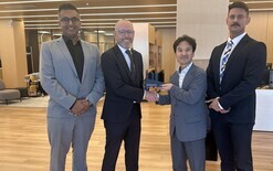 Franchise on top of world