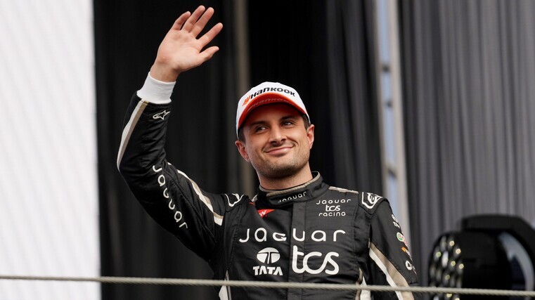 Evans into top three