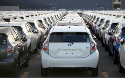 Carmakers sales tumble