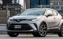Used-import sector extends run