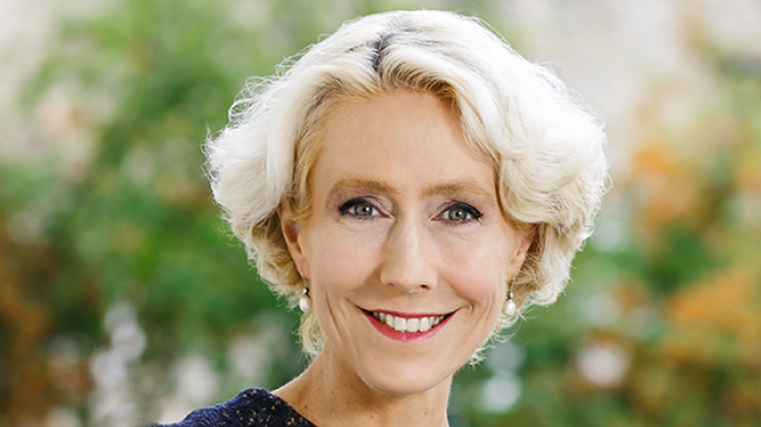 FMA boss stepping down