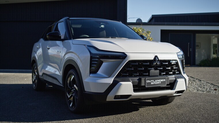 Hybrid first for marque in NZ